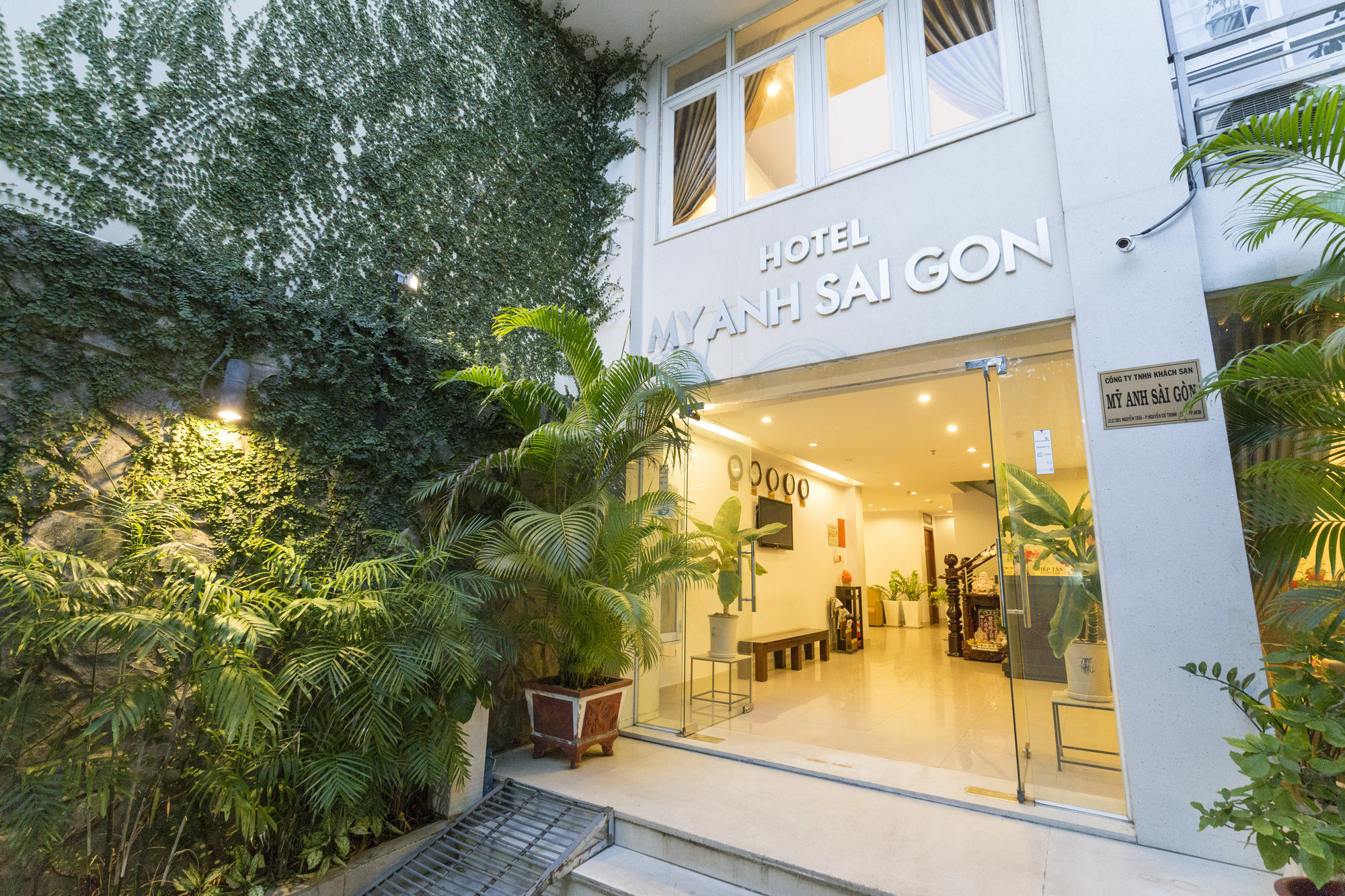 My Anh Saigon Hotel Хошимин Екстериор снимка